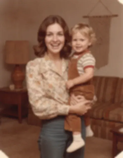 Blurry faces in an old photo